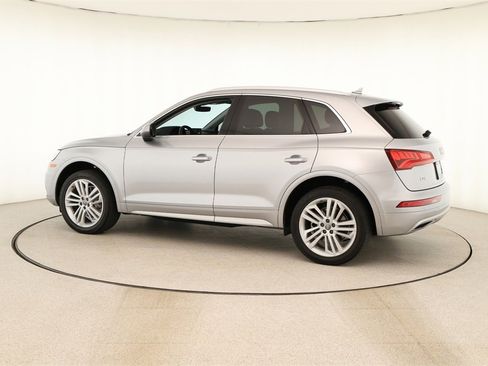 Used 2019 Audi Q5 2.0T Premium Plus image 3