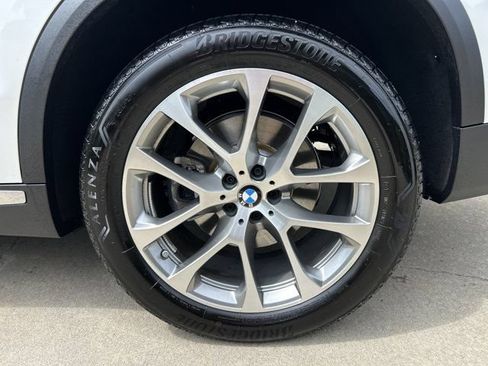 Used 2025 BMW X5 xDrive40i AWD/4WD image 26