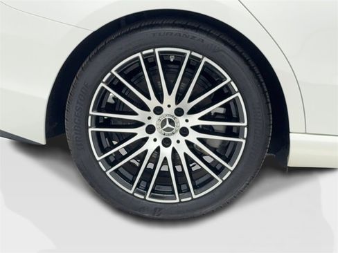 Used 2024 Mercedes-Benz C 300 4MATIC Sedan image 55