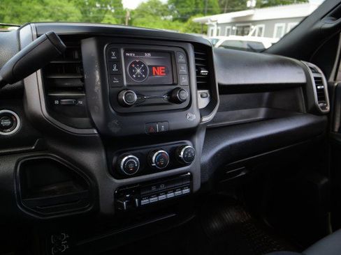 Used 2022 RAM 3500 Tradesman RWD image 16