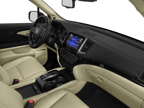 Used 2016 Honda Pilot Touring image 15