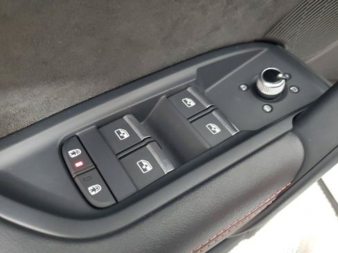 Used 2023 Audi SQ5 Prestige w/ Prestige Package AWD/4WD image 20