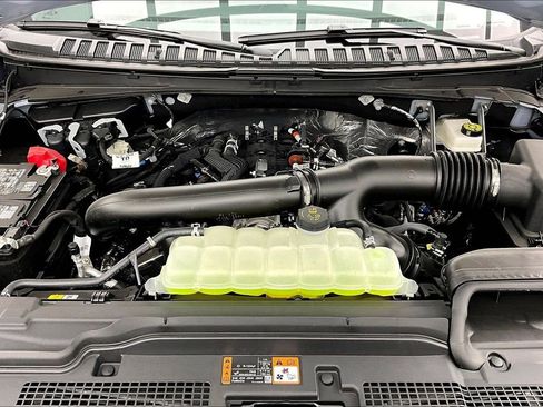 New 2025 Ford Expedition Platinum w/ Stealth Performance Package AWD/4WD image 12