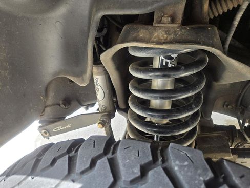 Used 2005 Dodge Ram 2500 Truck SLT image 4