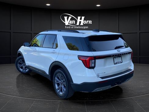 New 2026 Ford Explorer Active w/ Active Comfort Package AWD/4WD image 5