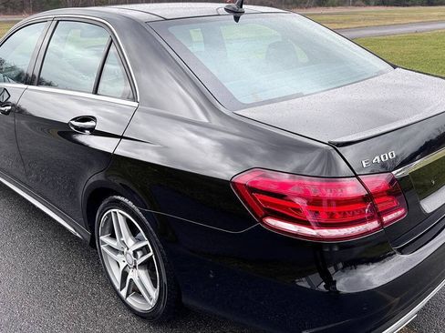 Used 2016 Mercedes-Benz E 400 4MATIC Sedan image 13