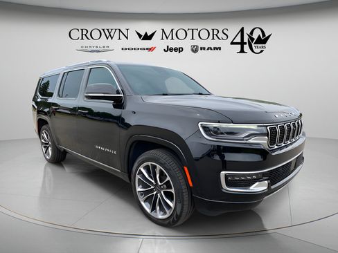 Used 2024 Jeep Wagoneer L Series III w/ Premium Group I AWD/4WD image 1