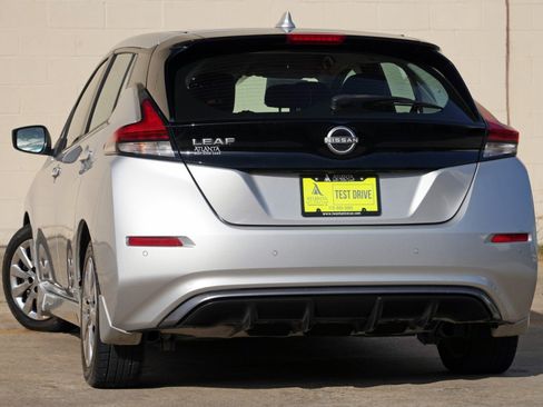 Used 2023 Nissan Leaf S FWD image 5