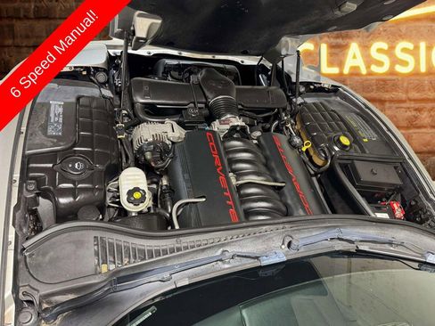 Used 2004 Chevrolet Corvette Convertible w/ Preferred Equipment Group RWD image 24