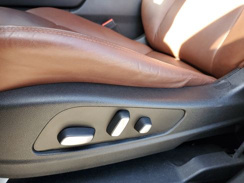 Used 2020 Cadillac XT5 Premium Luxury image 19