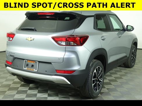 New 2026 Chevrolet TrailBlazer LT w/ Convenience Package image 8