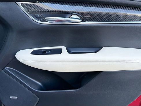 Used 2021 Cadillac XT6 Sport AWD/4WD image 29