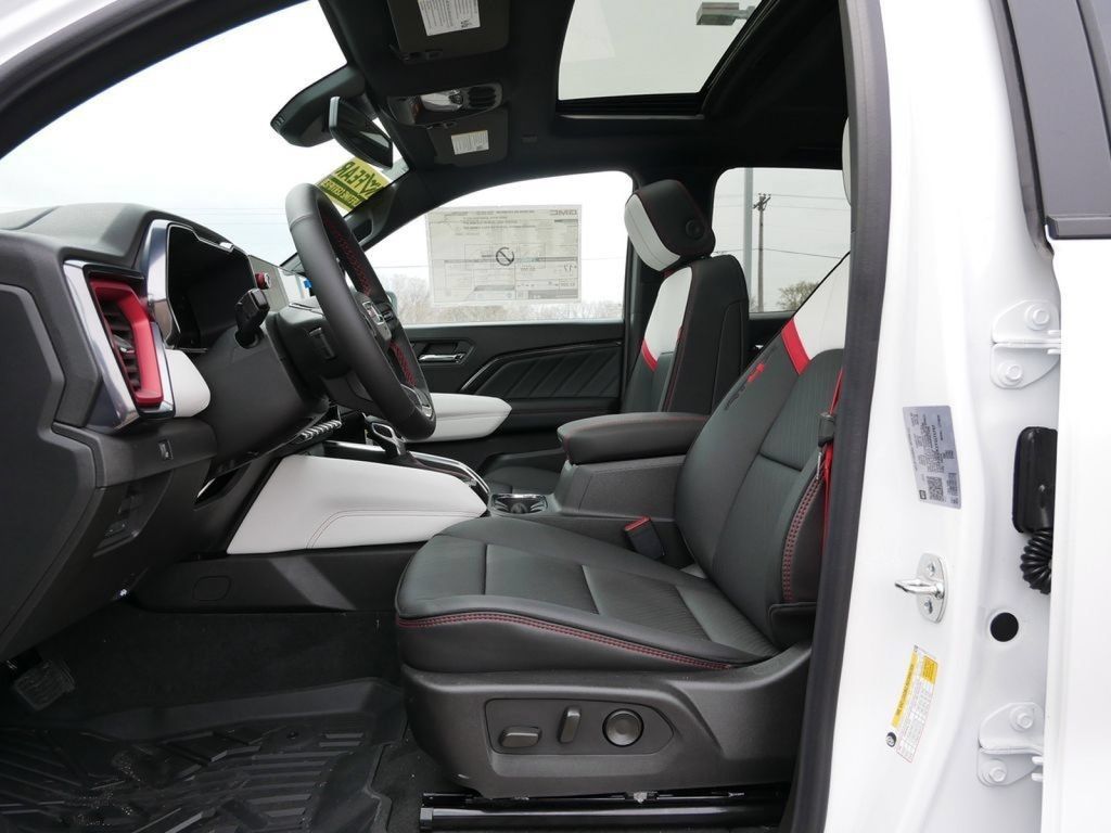 New 2026 GMC Canyon AT4X AWD/4WD image 8