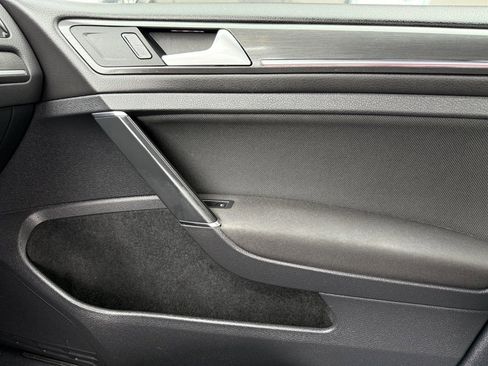 Used 2020 Volkswagen GTI S image 24