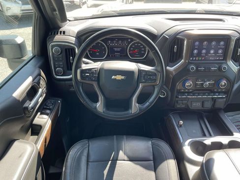 Used 2023 Chevrolet Silverado 2500 High Country AWD/4WD image 17