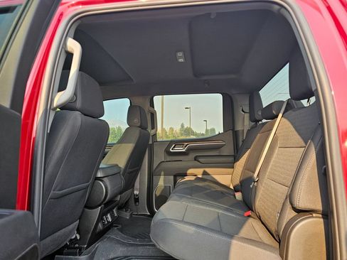 Certified 2024 Chevrolet Silverado 1500 RST w/ Dark Appearance Package AWD/4WD image 25