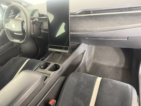 Used 2023 Fisker Ocean One image 11