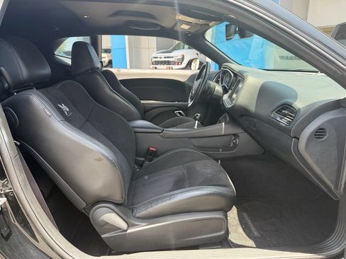 Used 2016 Dodge Challenger R/T Scat Pack RWD image 13