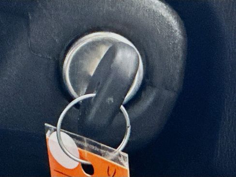 Used 2020 Chevrolet Colorado LT w/ Safety Package image 18