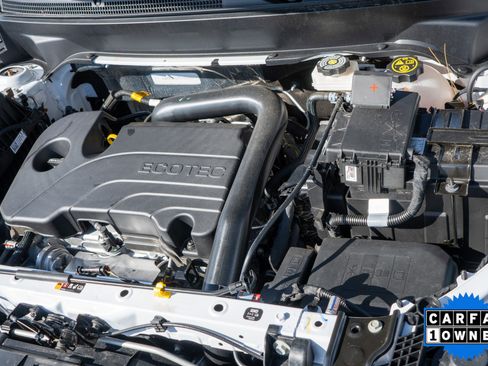 Used 2024 GMC Terrain Denali w/ Denali Premium Package image 21