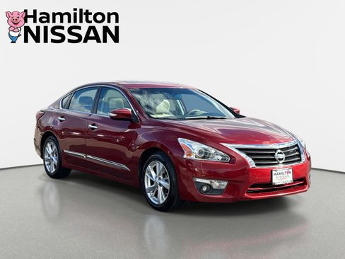 Used 2015 Nissan Altima 2.5 SL w/ Technology Package image 1