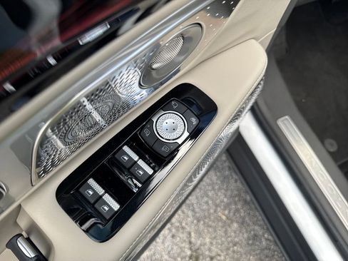 Used 2025 Lincoln Nautilus Reserve image 10