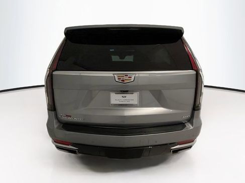 Used 2024 Cadillac Escalade ESV Premium Luxury w/ Performance Package image 6