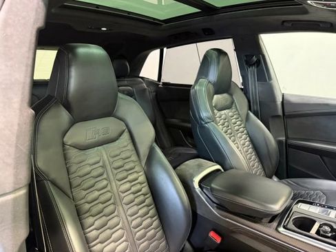 Used 2023 Audi RS Q8 AWD/4WD image 27