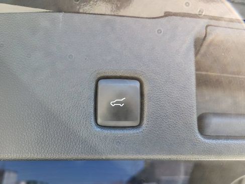 Used 2022 Ford Escape SEL w/ Technology Package FWD image 29