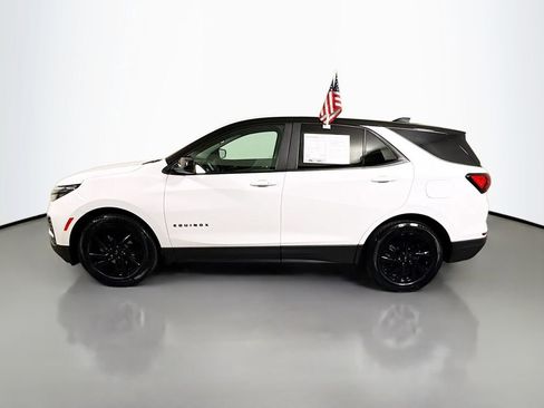 Used 2024 Chevrolet Equinox LS w/ LS Convenience Package image 4