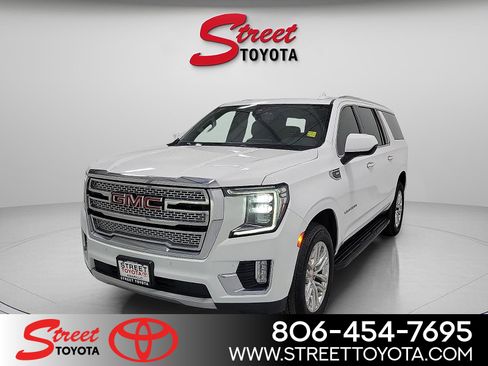 Used 2021 GMC Yukon XL SLT AWD/4WD image 1
