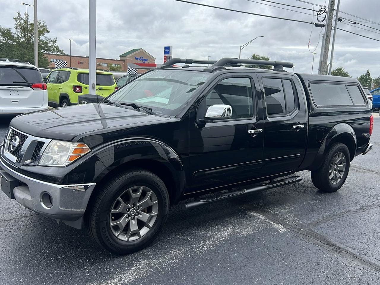 Used 2016 Nissan Frontier SV AWD/4WD image 2