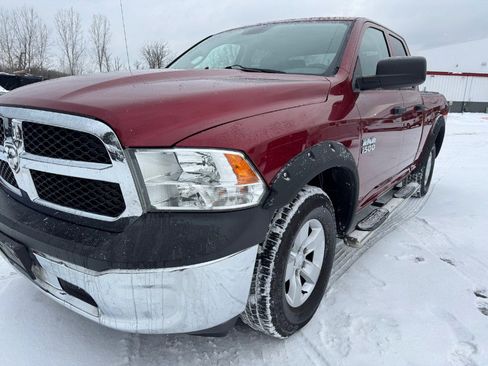Used 2013 RAM 1500 ST w/ SXT Appearance Group image 9