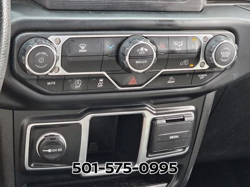 Used 2023 Jeep Wrangler Unlimited Sport AWD/4WD image 23