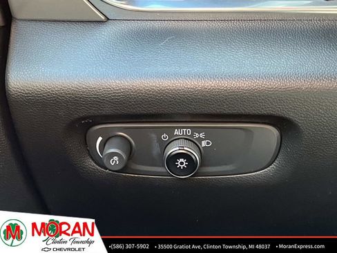 Certified 2023 Chevrolet Traverse LT image 28