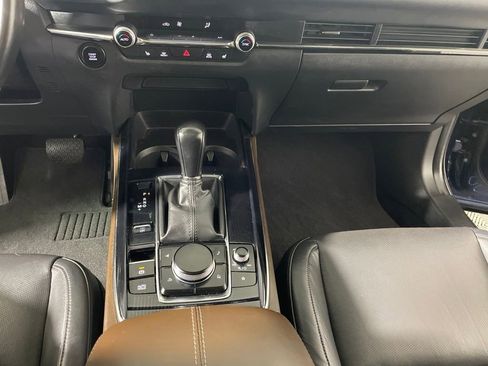 Used 2022 MAZDA CX-30 AWD 2.5 S w/ Premium Package image 17