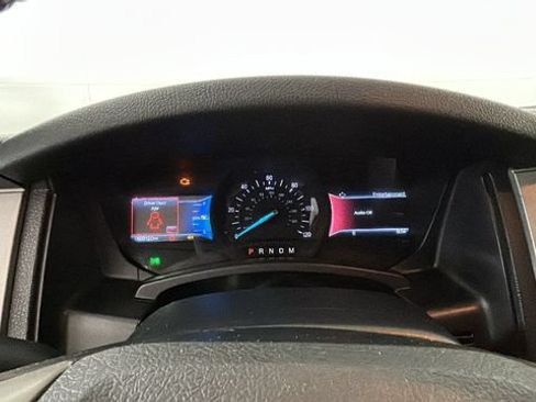 Used 2017 Ford Expedition EL Limited w/ Equipment Group 301A AWD/4WD image 17