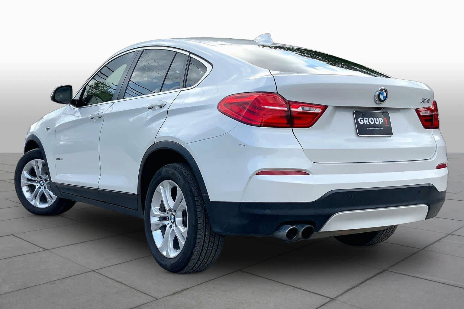Used 2017 BMW X4 xDrive28i AWD/4WD image 12