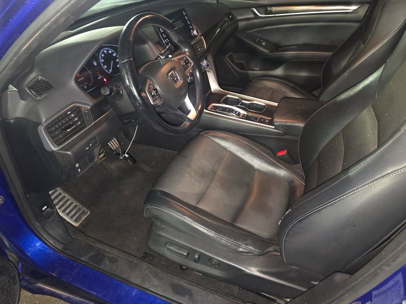 Used 2018 Honda Accord Sport image 10