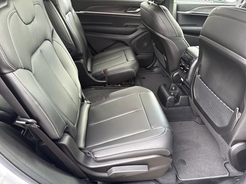 New 2025 Jeep Grand Cherokee L Limited w/ Trailer Tow Package image 16