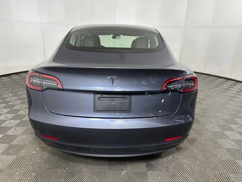 Used 2023 Tesla Model 3 Standard Range image 4