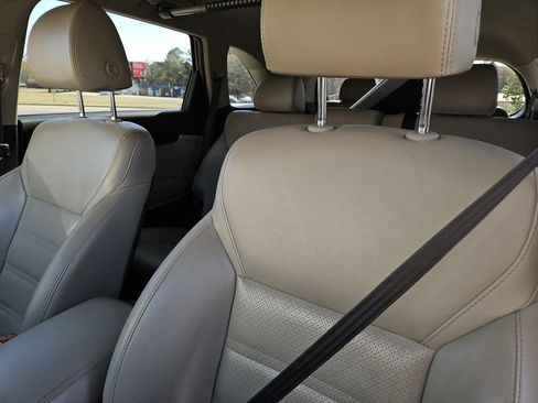 Used 2019 Kia Sorento EX image 28