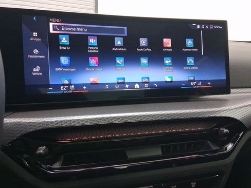 Certified 2025 BMW 330i Sedan image 23