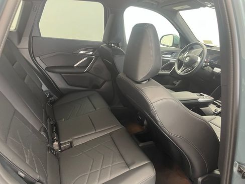 Used 2025 BMW X1 xDrive28i AWD/4WD image 8