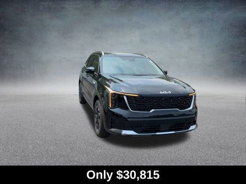 Used 2025 Kia Sorento S w/ Panoramic Sunroof Package image 4