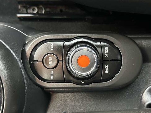 Used 2020 MINI Cooper S image 31