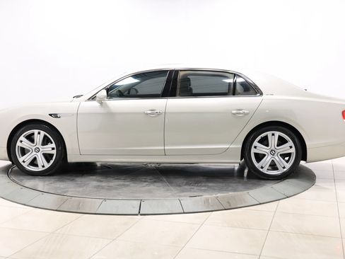 Used 2014 Bentley Flying Spur W12 AWD/4WD image 8