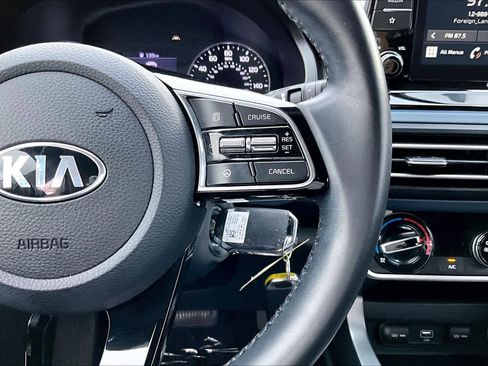 Used 2021 Kia Seltos S image 23