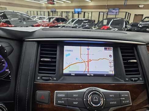 Used 2017 INFINITI QX80 4WD w/ Deluxe Technology Package image 32