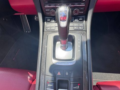 Used 2015 Porsche 911 Turbo S Cabriolet AWD/4WD image 61
